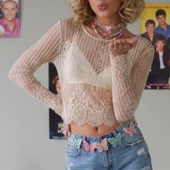 NWOT Revamped M Y2K Whimsigoth Romantic Coquette Girl Lace Mesh Crop Top - Picture 2 of 14